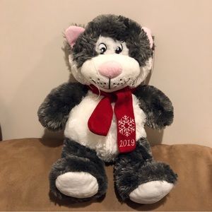 PetSmart Collectible Plush 2019 “Lucky” the Cat